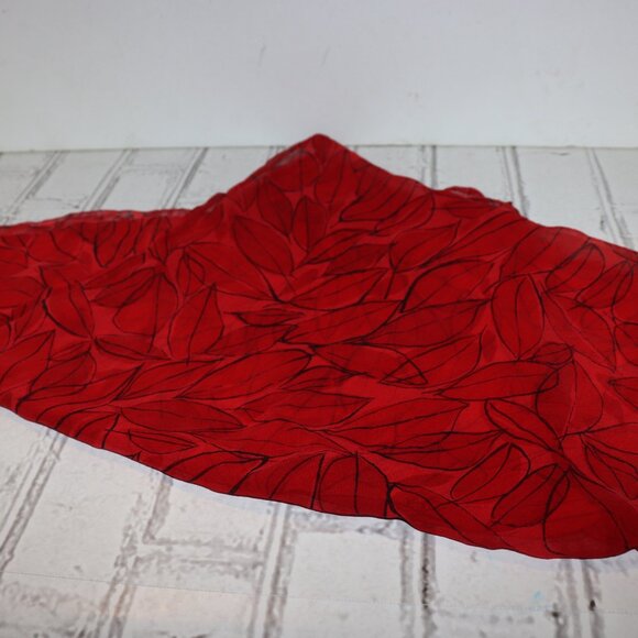 ❤️ Beautiful Vintage Red Leaf Scarf – 40" × 15" Nature-Inspired · Bold Hue · - Picture 3 of 5